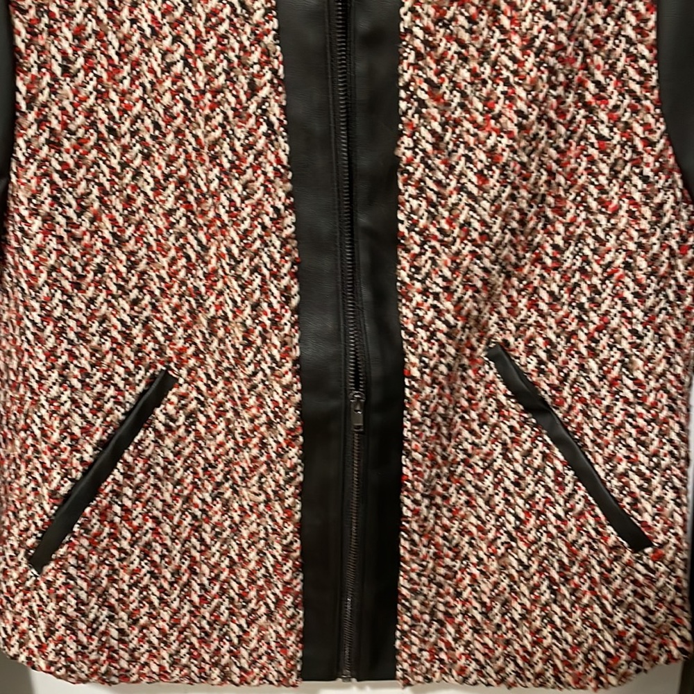 BCBG jacket - Picture 3 of 3